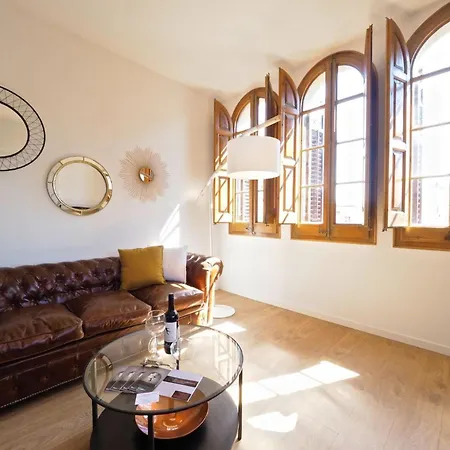 The Ultimate Central Place Apartment *