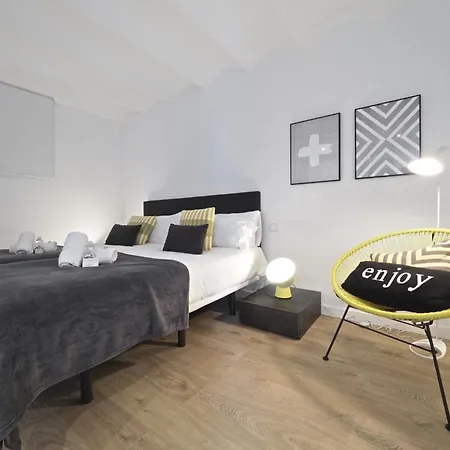 The Ultimate Central Place Apartment *